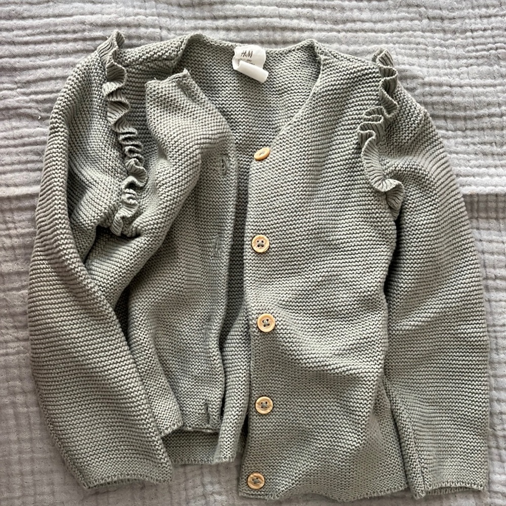 H&M sweater